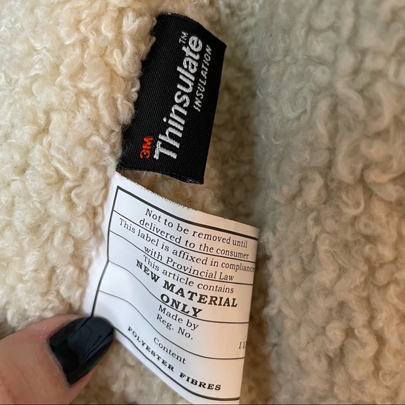 DANIER | Green Leather Winter Coat - Picture 4 of 10